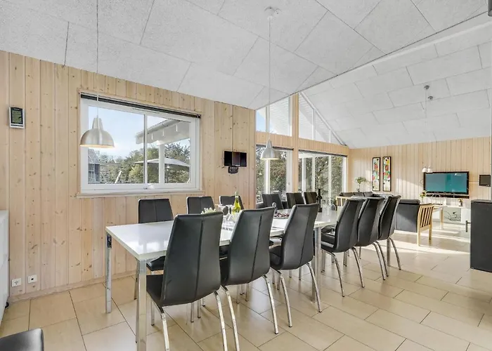 Дом отдыха Lovely In Sydals With Sauna